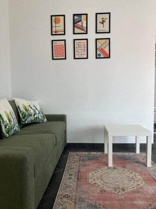 Appartamento Borgo Rane Alba  Esterno foto