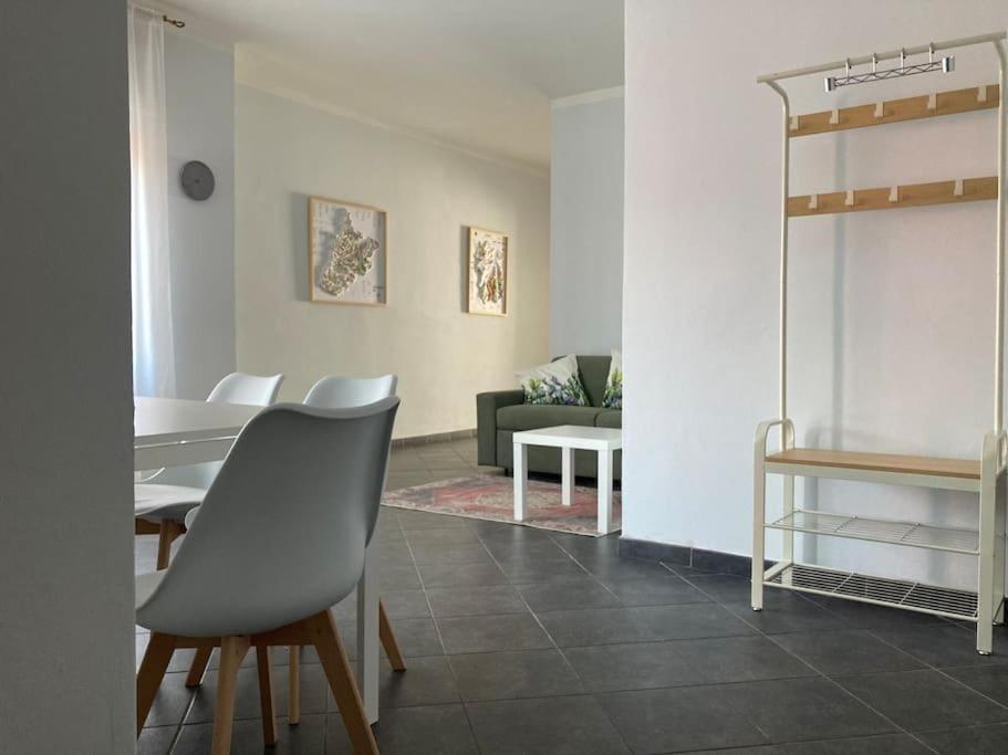 Appartamento Borgo Rane Alba  Esterno foto